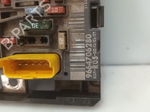 Fuse box PEUGEOT PARTNER Tepee  | BP28515944E1 