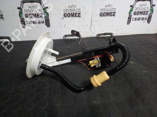 Used Fuel pump BMW 5 (E60) 520 d (177 hp) 12692478