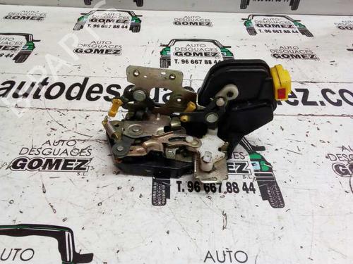 Used Front right lock HYUNDAI ELANTRA III (XD) 1.6 (105 hp) 12694383