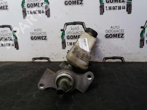 Used Brake master cylinder TOYOTA COROLLA (_E12_) 2.0 D-4D (CDE120R, CDE120L_) (116 hp) 12685268