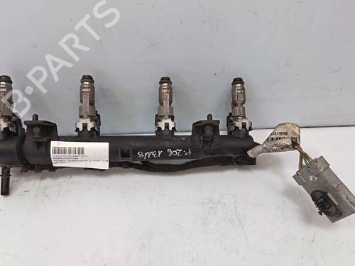 Used Injection rail Injection rail PEUGEOT 206 Hatchback (2A/C) 1.4 16V (88 hp) 40225210 40225210