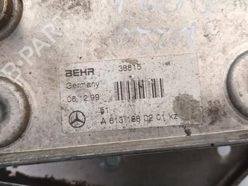 Used Oil radiator MERCEDES-BENZ S-CLASS (W220, V220) S 320 CDI (220.026, 220.126) (197 hp) 29927358