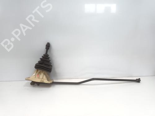 Used Gear lever RENAULT SUPER 5 (B/C40_) 1.1 (B/C/401) (46 hp) 27677597