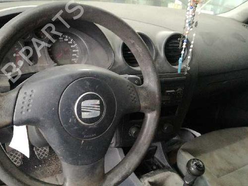 Engine control unit (ECU) SEAT IBIZA III (6L1) | BP12733917M57