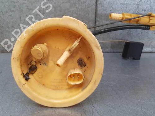 Used Fuel pump BMW 3 (E46) 320 d (150 hp) 12738713