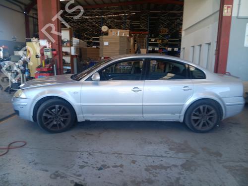 Left headlight VW PASSAT B5.5 (3B3) 1.9 TDI | BP31588954C28 