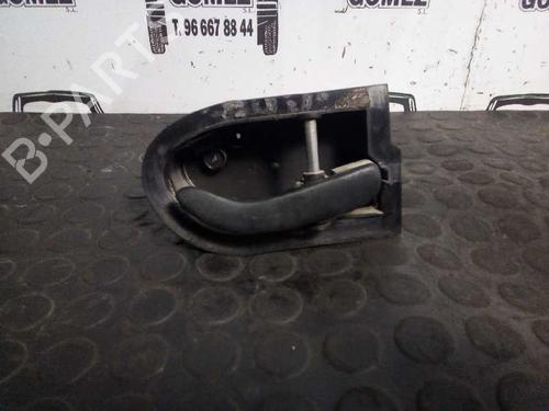 Used Front right interior door handle Front right interior door handle FORD MONDEO I (GBP) 1.8 TD (90 hp) 12820785 12820785