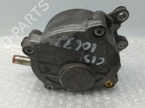 Used Vacuum pump MERCEDES-BENZ CLS (C219) CLS 320 CDI (219.322) (224 hp) 22230936