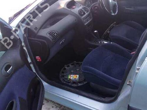 Left front fog light PEUGEOT 206 Hatchback (2A/C) 1.4 LPG | BP12810597C30 