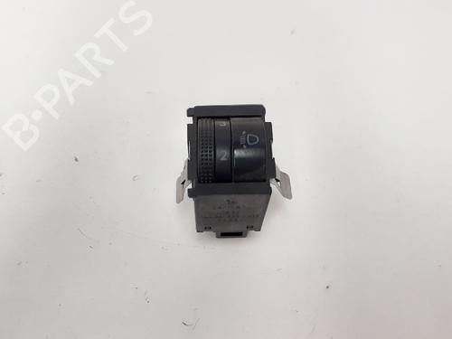 Used Switch SKODA OCTAVIA I (1U2) 1.6 (75 hp) 12773033