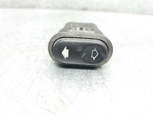 Used Right rear window switch Right rear window switch 12716196 12716196