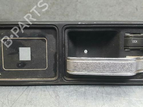 Used Rear right interior door handle Rear right interior door handle 12805615 12805615
