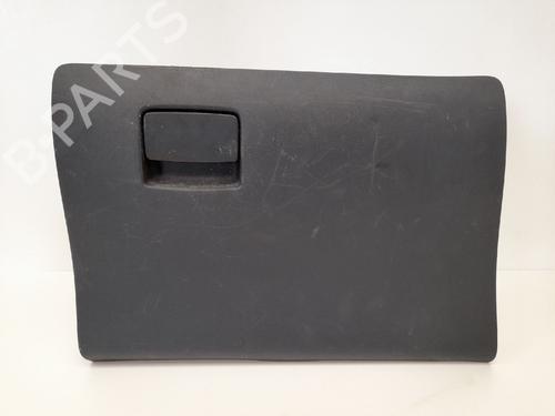 Used Glove box SEAT CORDOBA (6L2) 1.4 16V (75 hp) 12760804