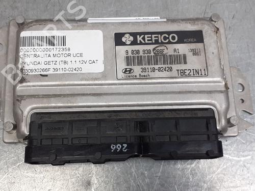 Used Engine control unit (ECU) HYUNDAI GETZ (TB) 1.1 (63 hp) 12718682