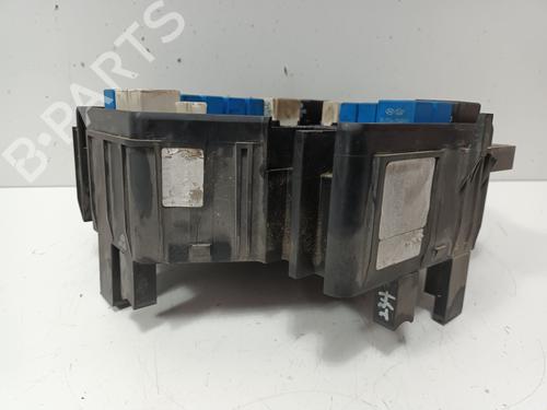 Fuse box HYUNDAI SANTA FÉ II (CM) 2.2 CRDi GLS | BP16784875E1 