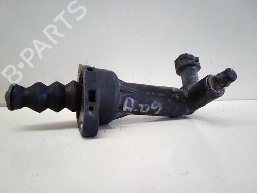Clutch slave cylinder SEAT IBIZA IV (6J5, 6P1)  | BP13966863M113 