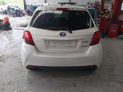 Hood lock TOYOTA YARIS (_P13_) 1.5 Hybrid (NHP130_) | BP21286537C133 