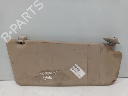 Used Right sun visor Right sun visor 38329892 38329892