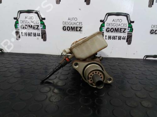 Used Brake master cylinder FORD FOCUS II (DA_, HCP, DP) 1.6 Ti (115 hp) 12816243