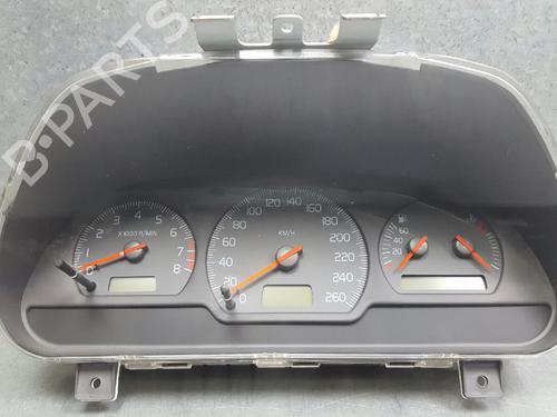 Used Instrument cluster VOLVO V40 Estate (645) 1.9 T4 (200 hp) 12717449