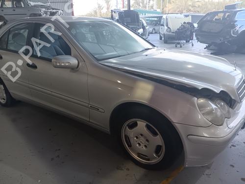 Engine control unit (ECU) MERCEDES-BENZ C-CLASS (W203) C 270 CDI (203.016) | BP16889144M57 