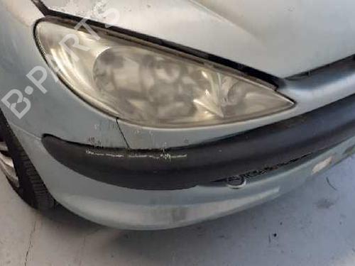 Achsschenkel links vorne PEUGEOT 206 Hatchback (2A/C) 1.1 i | BP12773900M25