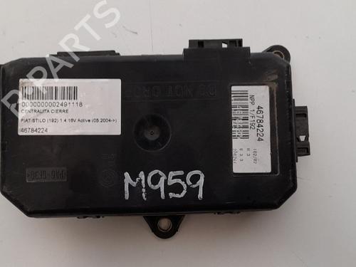 Used Comfort control module FIAT STILO (192_) 1.4 16V (192AXH1B, 192BXH1B) (95 hp) 12757342