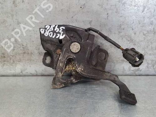 Used Hood lock HONDA ACCORD VII Tourer (CM, CN) 2.0 (CM1) (155 hp) 12700964
