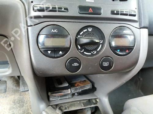 Used Climate control NISSAN PRIMERA Hatchback (P11) 1.8 16V (114 hp) 12711354