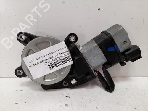Rudehejsemotor bagstkærm højre FIAT LINEA (323_, 110_) 1.3 D Multijet (323AXB11, 323AXB1A) (90 hp) 12785302