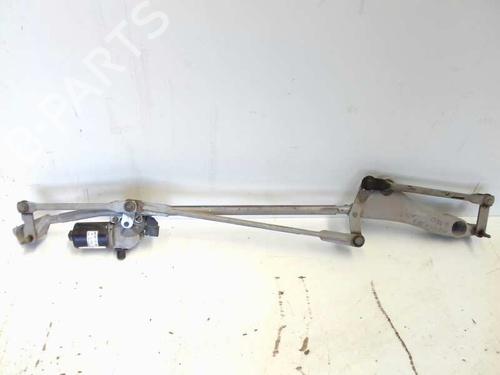 Used Front wiper motor MERCEDES-BENZ B-CLASS Sports Tourer (W245) B 180 CDI (245.207) (109 hp) 12732422
