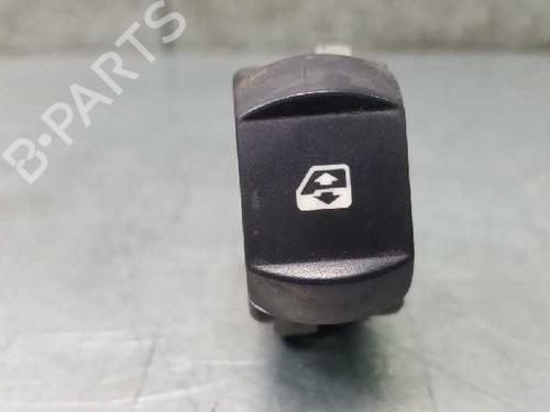 right-rear-window-switch-renault-megane-ii-bm01_-cm01_-15-dci-bm1e-cm1e-8200315024-8200315024-2001-2002-2003-2004-2005-2006-2007-2008-2009-2010-2011-2012-12815272 main image
