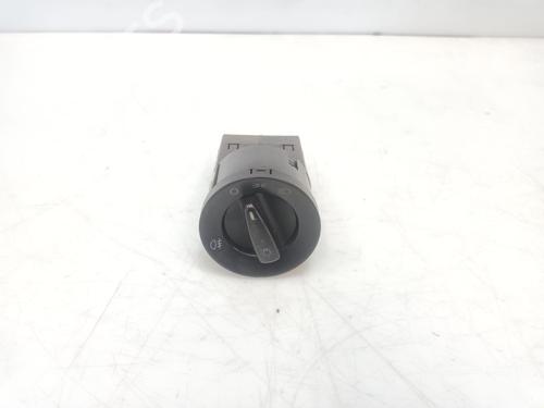 Used Headlight switch VW PASSAT B5 (3B2) 1.9 TDI Syncro/4motion (110 hp) 31143851