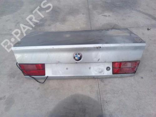 Tailgate BMW 5 (E34) 520 i (129 hp) PLATA |