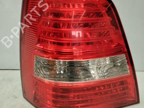 Venstre baglygte KIA SORENTO I (JC) 2.5 CRDi (170 hp) 32501647