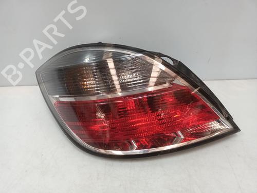 Used Left taillight OPEL ASTRA H (A04) [2004-2014]  32017992