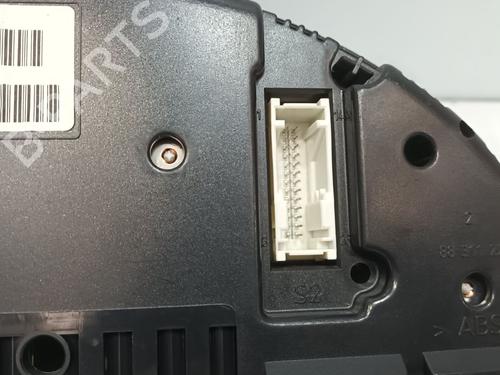 Instrument cluster BMW 5 (E39) 525 i | BP31330886C47