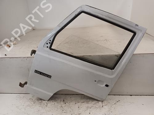 Used Left front door MERCEDES-BENZ MB Van (W631) D (631.332, 631.342) (75 hp) 19574286