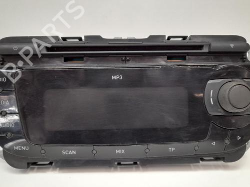 Used Radio SEAT IBIZA IV SC (6J1, 6P5) [2008-2018]  12769165