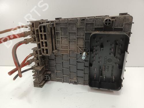 Used Fuse box VW PASSAT B6 (3C2) 2.0 TDI (140 hp) 12849937