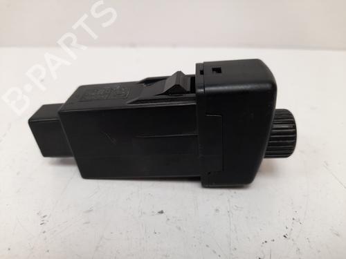 Switch KIA SPORTAGE SUV (K00)  | BP12776775I30 