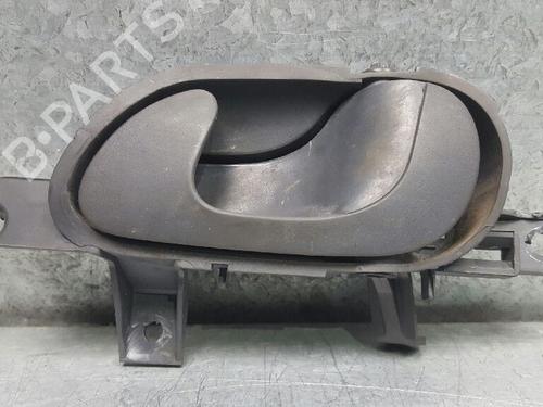 Used Front right interior door handle Front right interior door handle 12718091 12718091