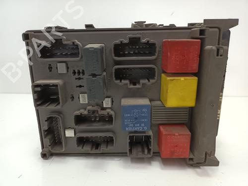 Fuse box RENAULT LAGUNA II (BG0/1_) 1.9 dCi (107 hp) 12789689