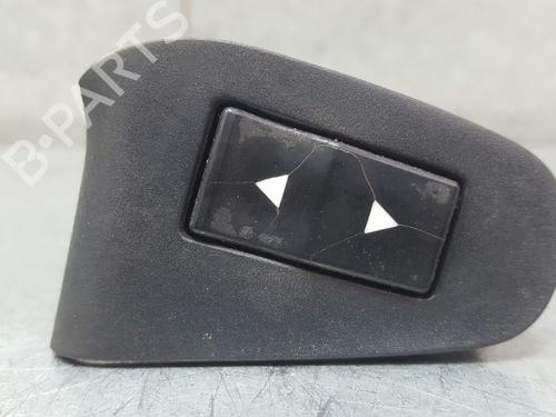 Used Right front window switch Right front window switch 12688941 12688941