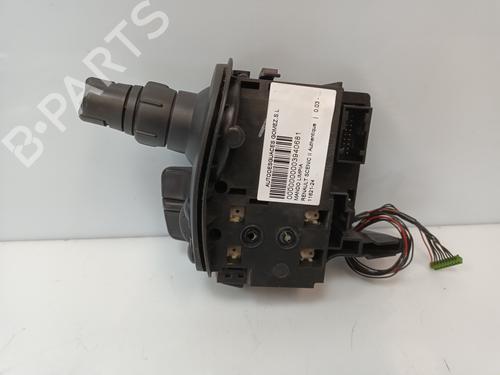Used Steering column stalk RENAULT SCÉNIC II (JM0/1_) [2003-2010]  18134352