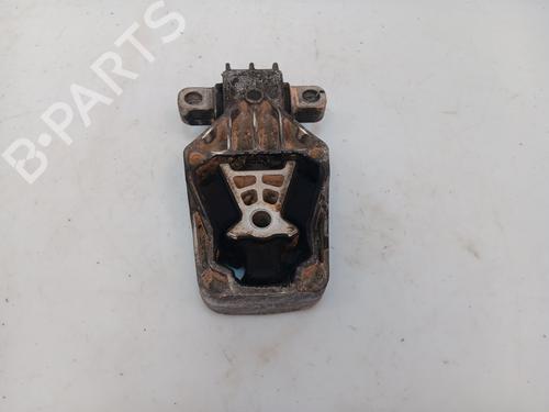 Used Engine mount MERCEDES-BENZ CLA Coupe (C117) [2013-2019]  26155155