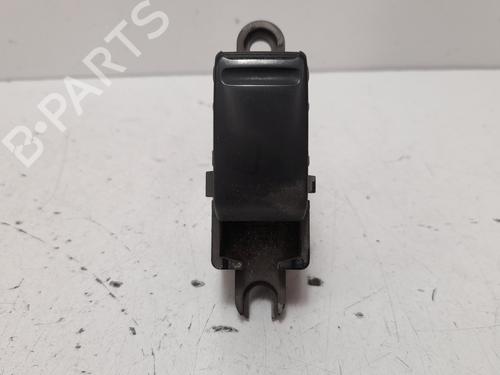 Used Right rear window switch NISSAN X-TRAIL I (T30) [2001-2013]  12852193