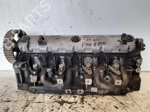 Used Cylinder head RENAULT MEGANE II Saloon (LM0/1_) [2003-2025]  12698084