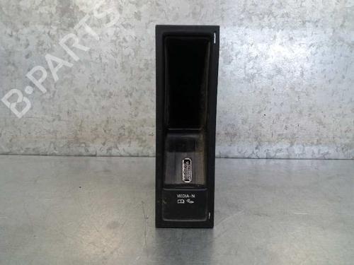 Used Electronic module VW SCIROCCO III (137, 138) 1.4 TSI (122 hp) 12710491
