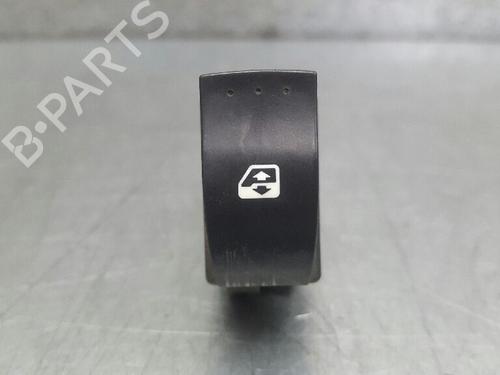Used Right rear window switch RENAULT LAGUNA II (BG0/1_) 1.9 dCi (BG12) (116 hp) 12726655